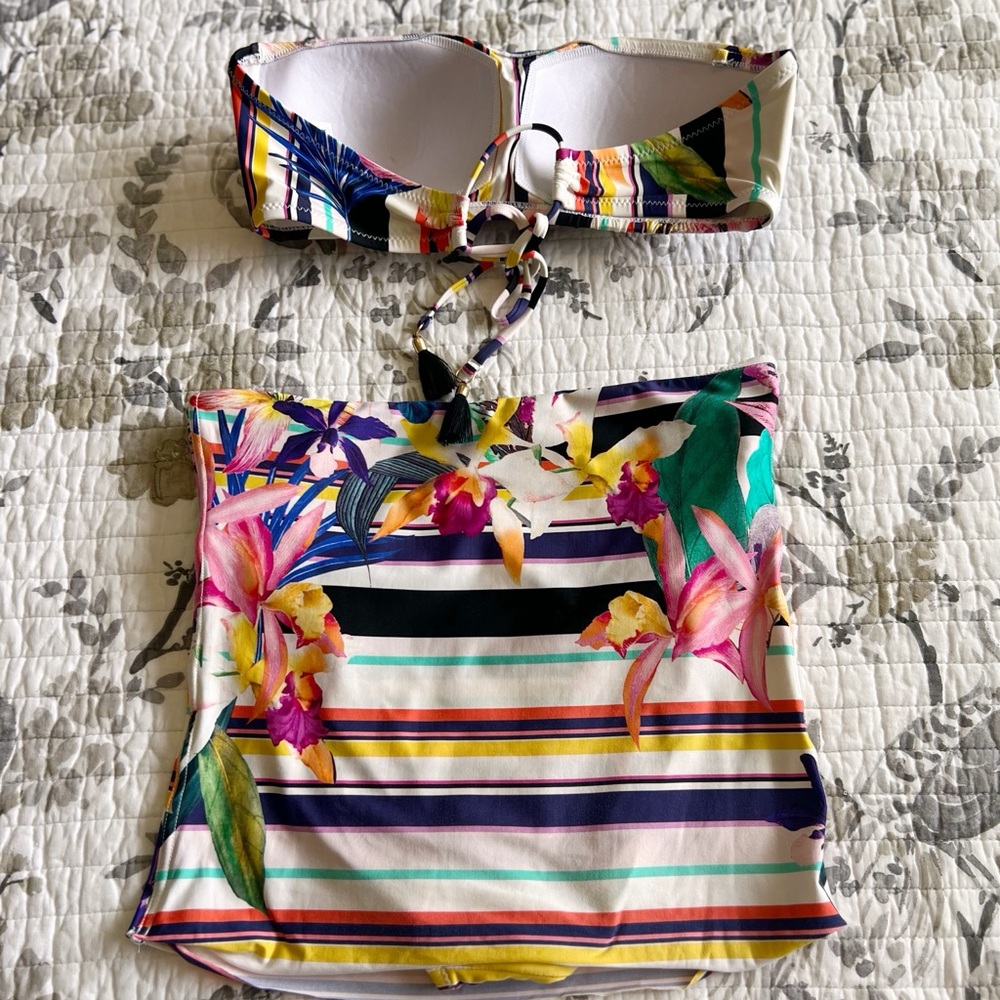 Trina Turk Treasure Cove High Waist Bikini Set โข 8 - Picture 4 of 12
